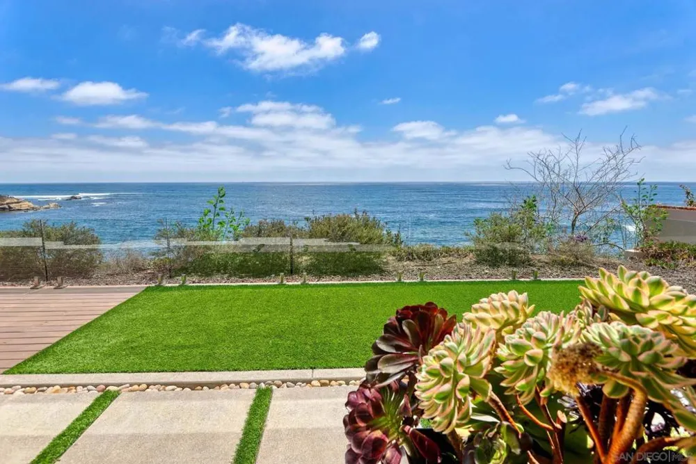 5910 Camino De La Costa La Jolla, CA 92037
