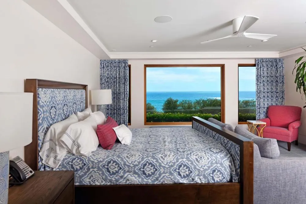 5910 Camino De La Costa La Jolla, CA 92037