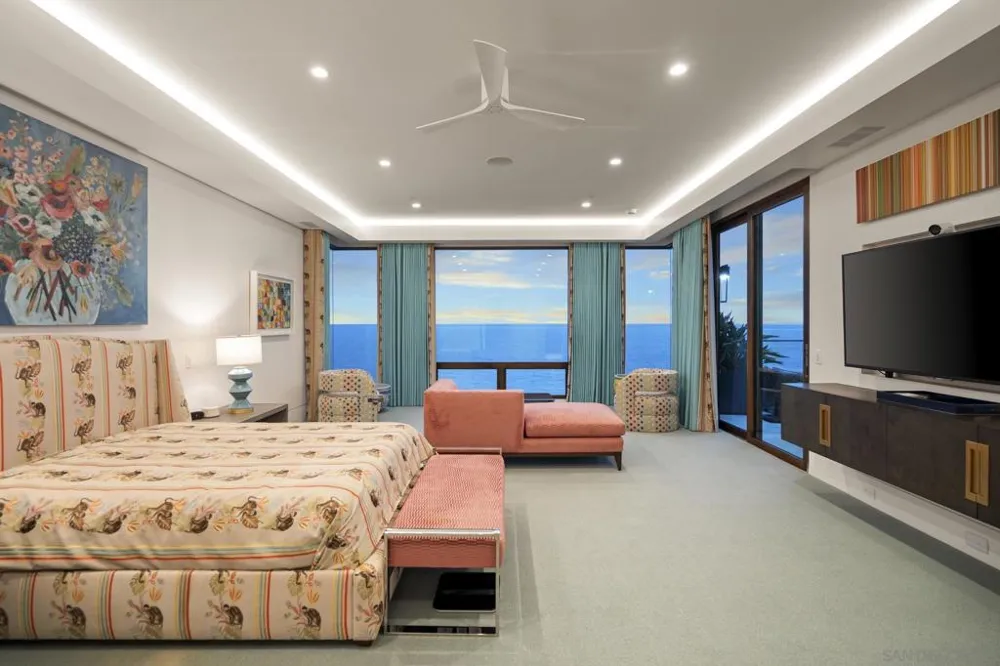 5910 Camino De La Costa La Jolla, CA 92037