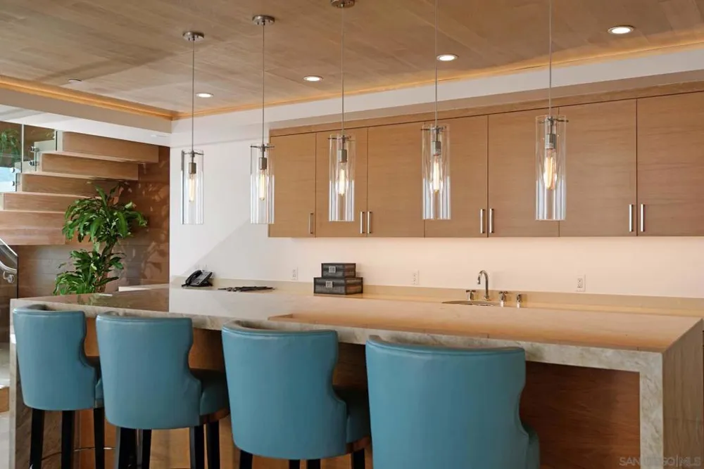 5910 Camino De La Costa La Jolla, CA 92037