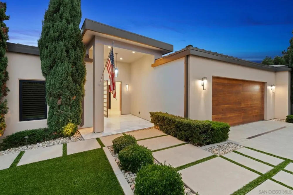 5910 Camino De La Costa La Jolla, CA 92037