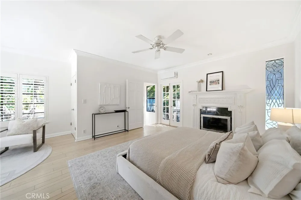 9624 Highland Gorge Drive Beverly Hills, CA 90210