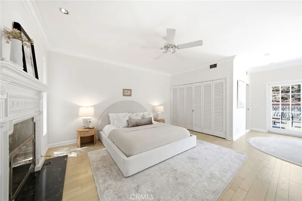 9624 Highland Gorge Drive Beverly Hills, CA 90210