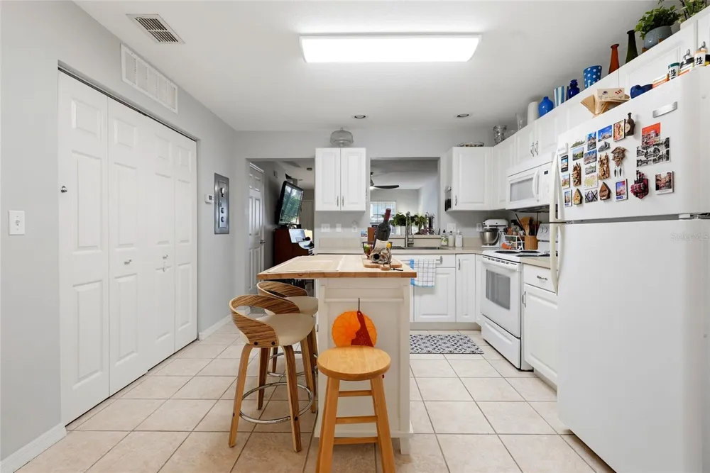 4611 SW 48TH WAY #108 Gainesville, FL 32608