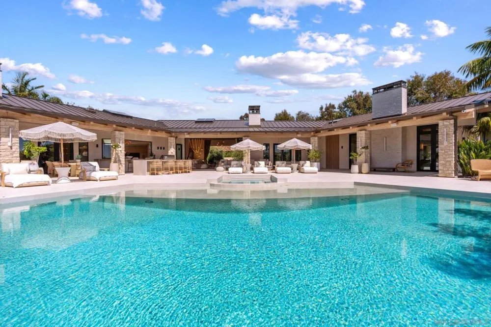 7150 Via Del Charro Rancho Santa Fe, CA 92067