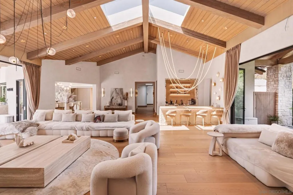 7150 Via Del Charro Rancho Santa Fe, CA 92067