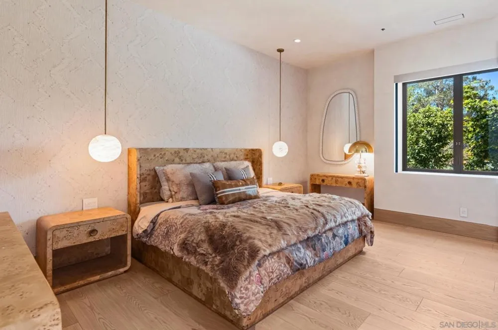7150 Via Del Charro Rancho Santa Fe, CA 92067