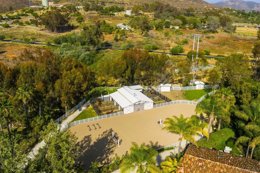 7150 Via Del Charro Rancho Santa Fe, CA 92067
