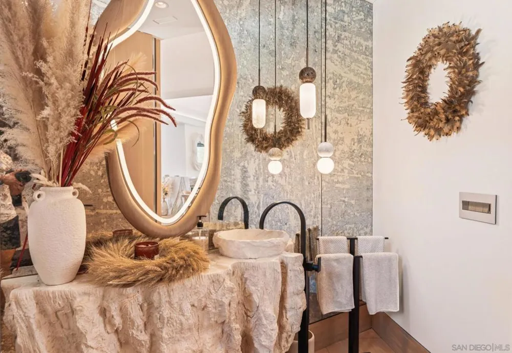 7150 Via Del Charro Rancho Santa Fe, CA 92067