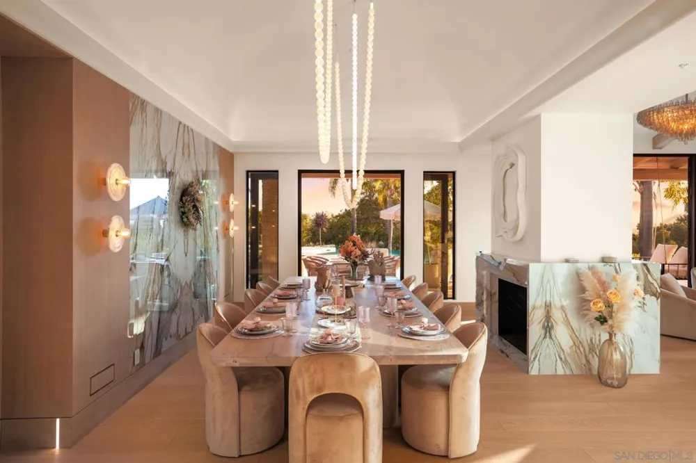 7150 Via Del Charro Rancho Santa Fe, CA 92067