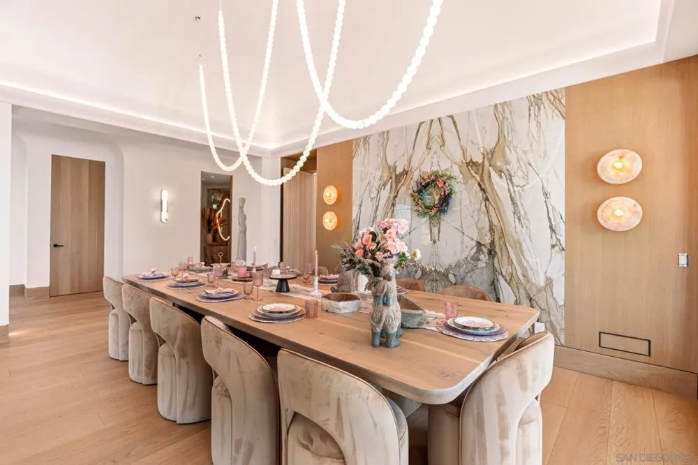 7150 Via Del Charro Rancho Santa Fe, CA 92067