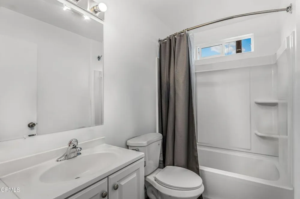 1136 7th Place Port Hueneme, CA 93041