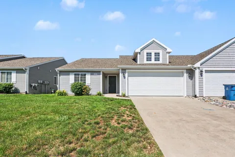 1010 W Villas Drive