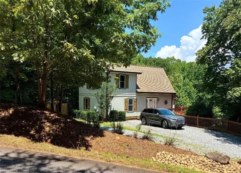 2585 Panorama Drive