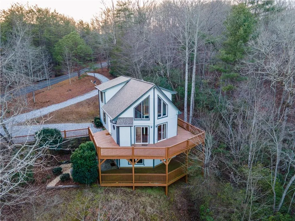 2585 Panorama Drive Sautee Nacoochee, GA 30571