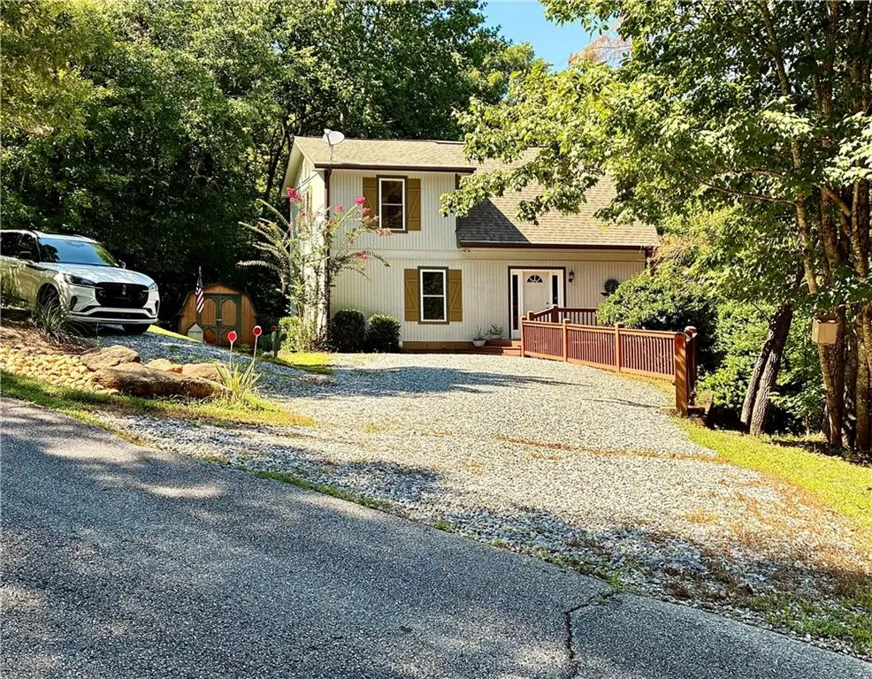 2585 Panorama Drive Sautee Nacoochee, GA 30571