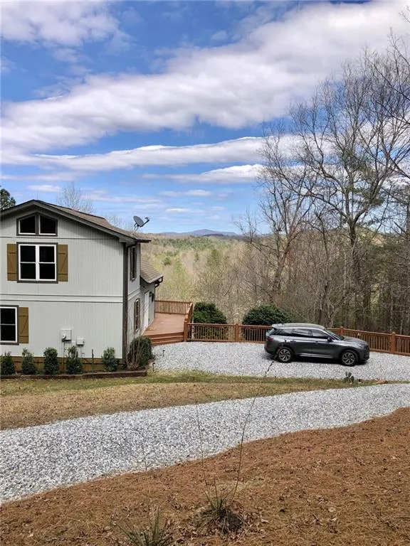 2585 Panorama Drive Sautee Nacoochee, GA 30571