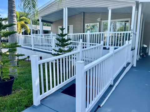 6940 NW 44th Avenue #Lot E-07