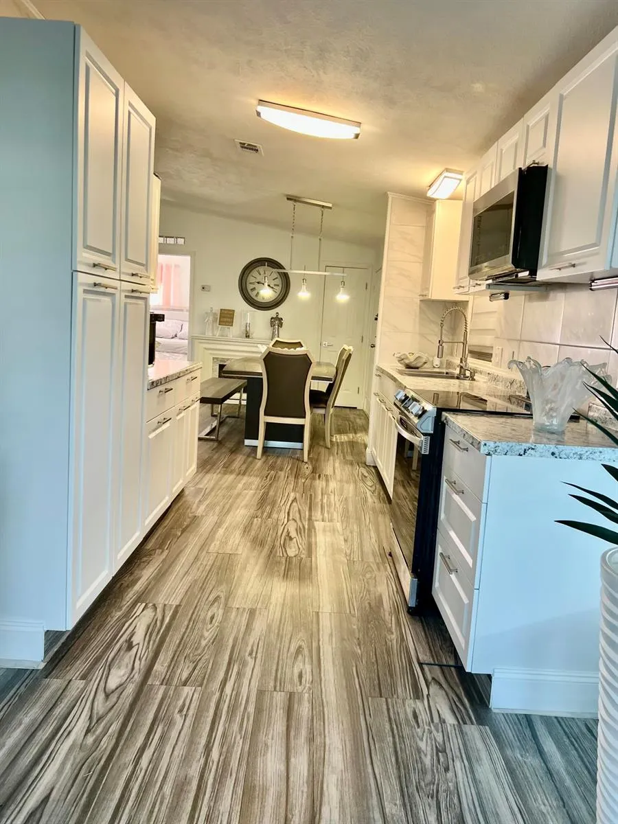6940 NW 44th Avenue #Lot E-07 Coconut Creek, FL 33073