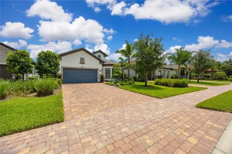 2738 Aviamar Circle