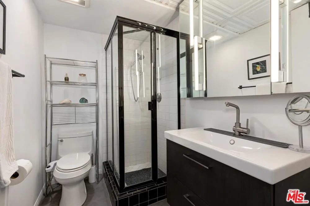 9921 Durant Drive #2 Beverly Hills, CA 90212