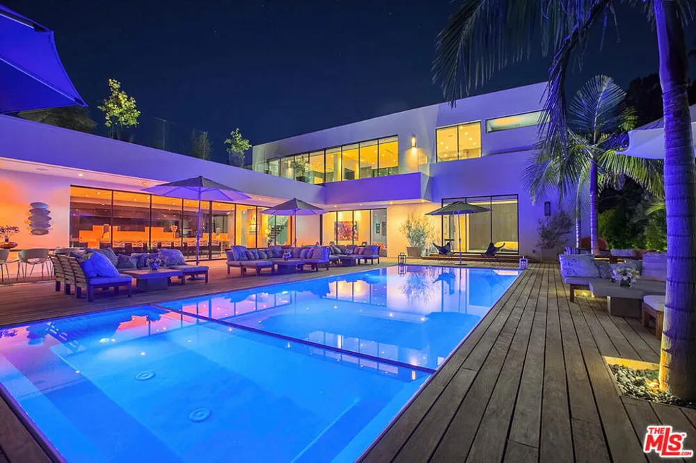 9570 Sunset Boulevard Beverly Hills, CA 90210