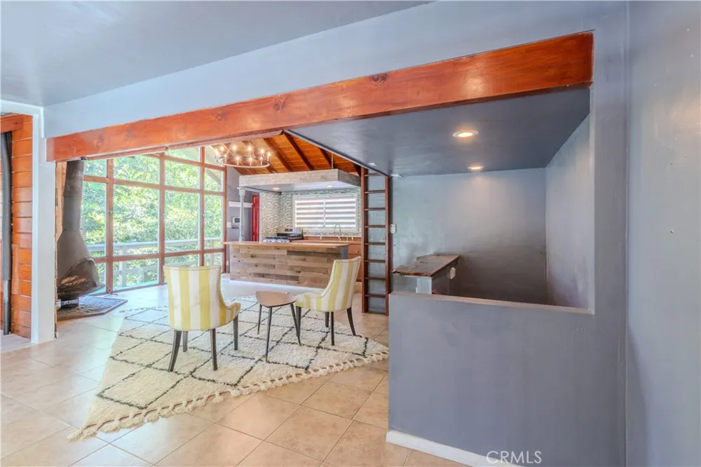 23716 Shady Crestline, CA 92325