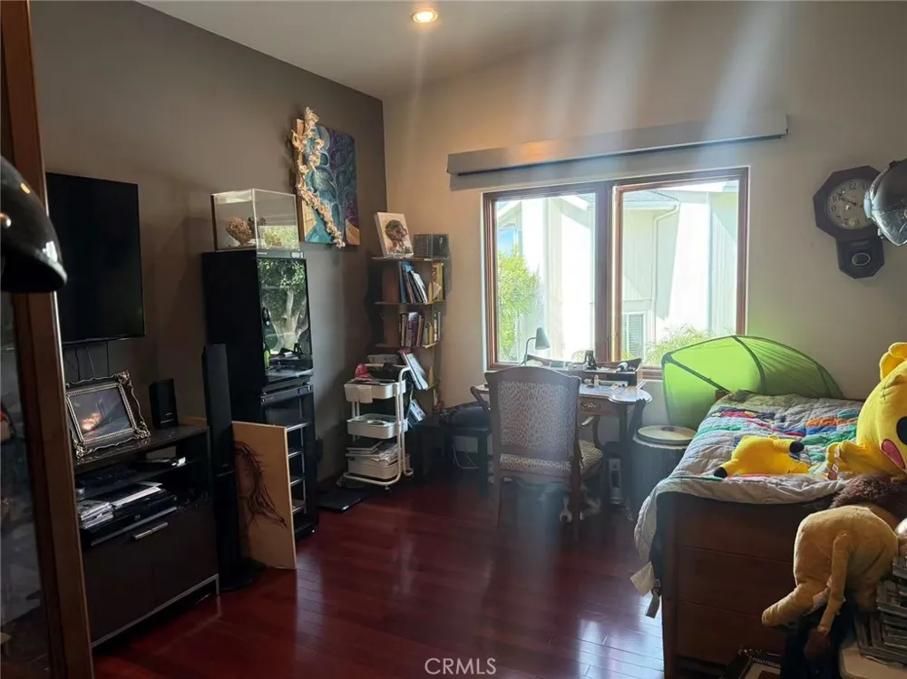 988 Acapulco Laguna Beach, CA 92651