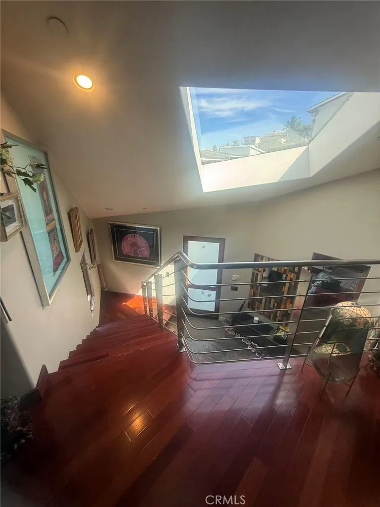 988 Acapulco Laguna Beach, CA 92651