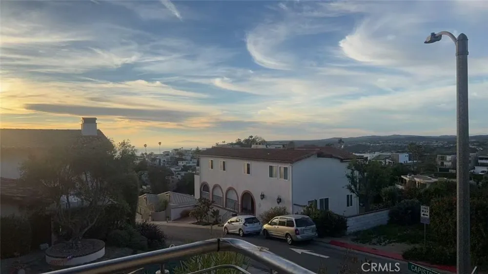 988 Acapulco Laguna Beach, CA 92651