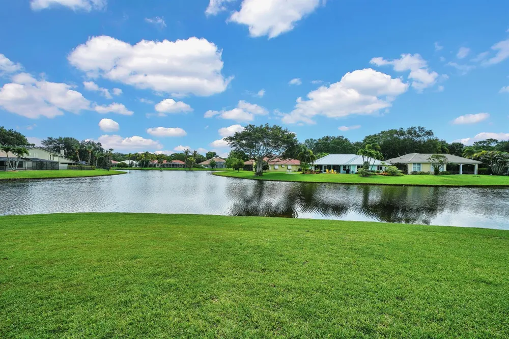 18862 Loblolly Pine Court Jupiter, FL 33458