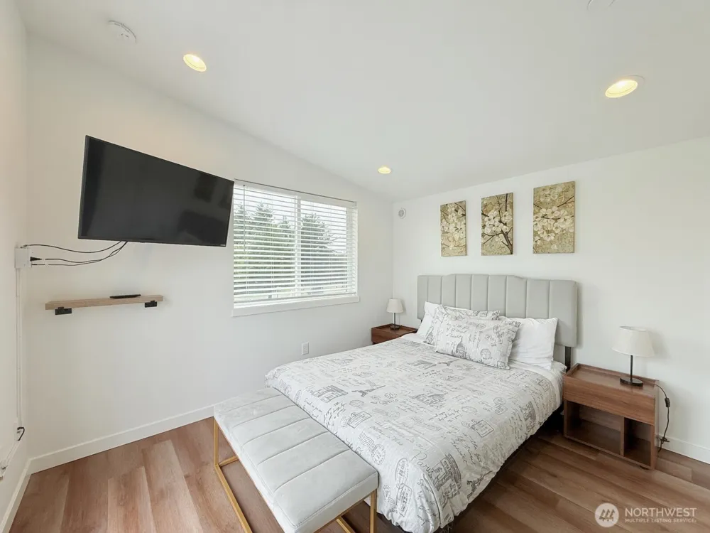 890 Magellan Avenue NE #5 Ocean Shores, WA 98569