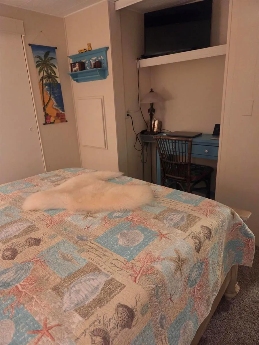 8020 SE Shenandoah Drive Hobe Sound, FL 33455