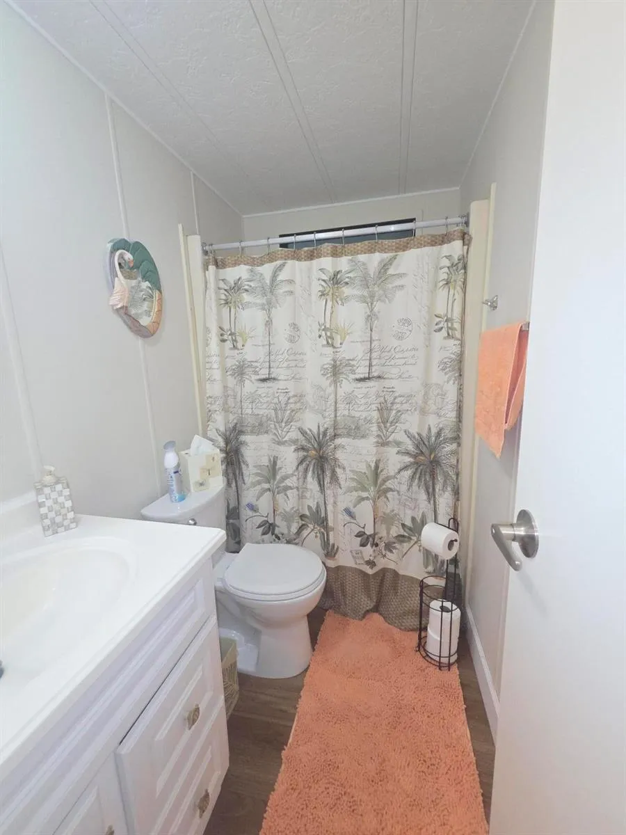8020 SE Shenandoah Drive Hobe Sound, FL 33455