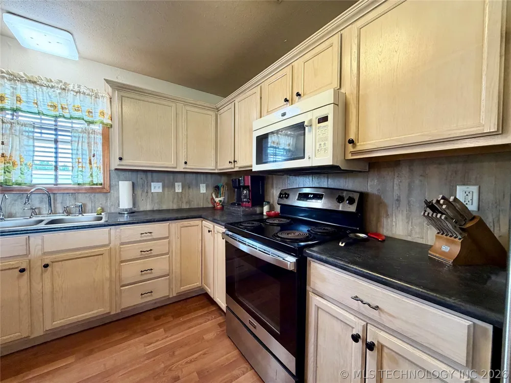 48075 S 34300 ROAD Pawnee, OK 74058