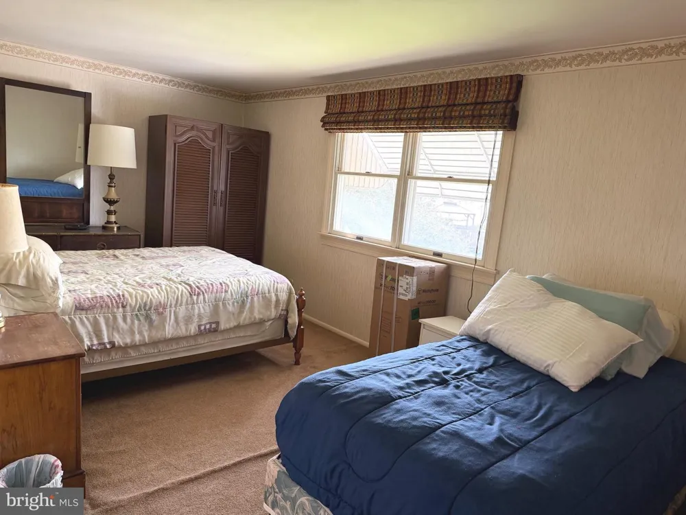 10800 PERRIN ROAD Philadelphia, PA 19154