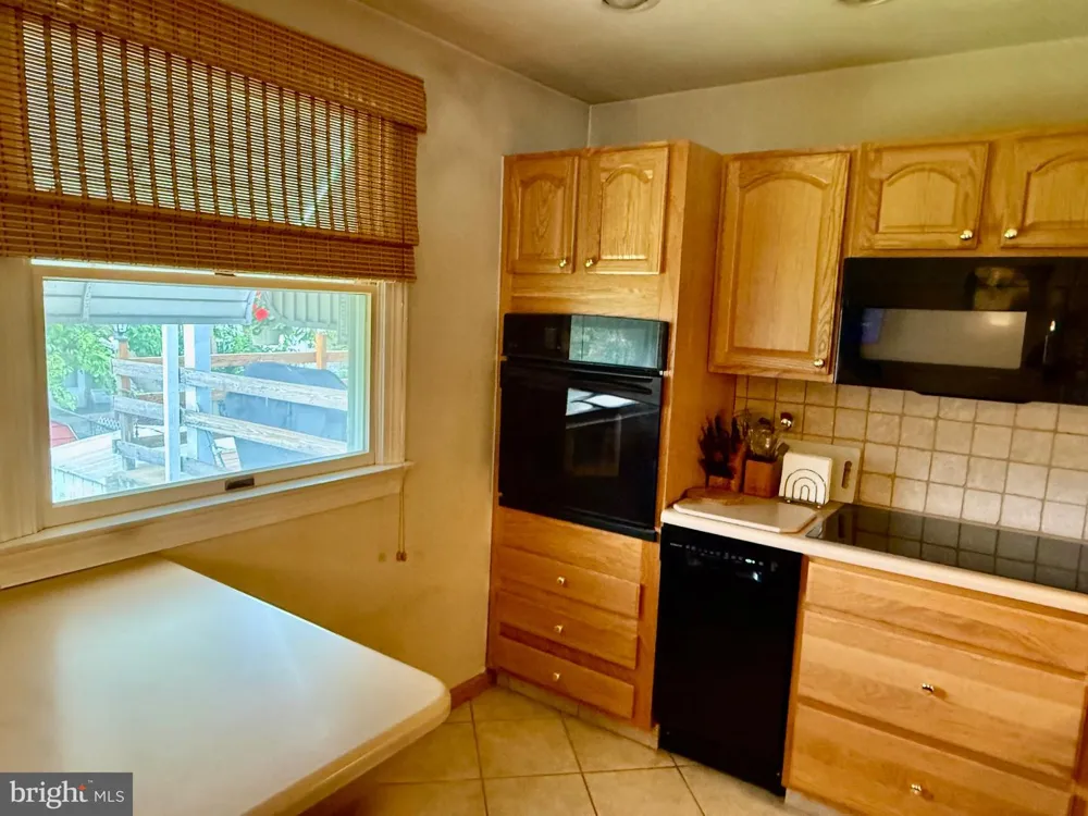 10800 PERRIN ROAD Philadelphia, PA 19154