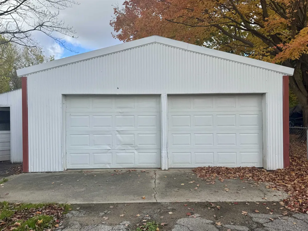 6065 Genesee Road Genesee Charter Township, MI 48506