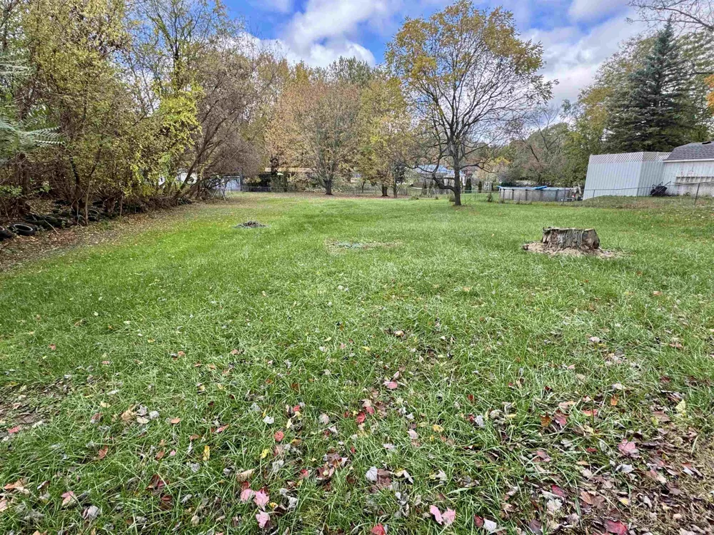 6065 Genesee Road Genesee Charter Township, MI 48506