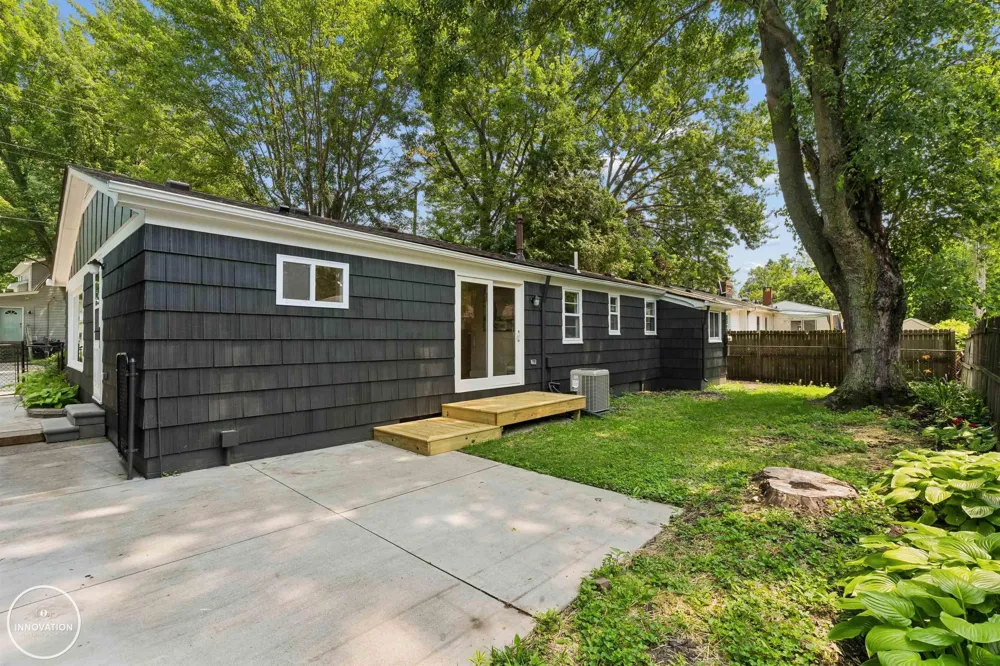 367 Sherwood Lane Algonac City, MI 48001
