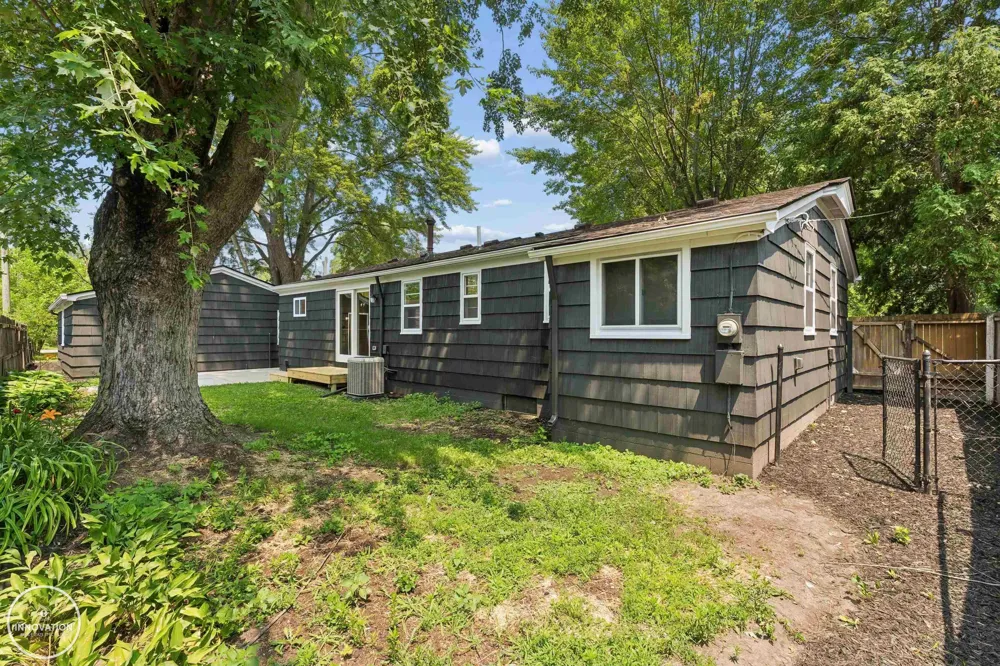 367 Sherwood Lane Algonac City, MI 48001