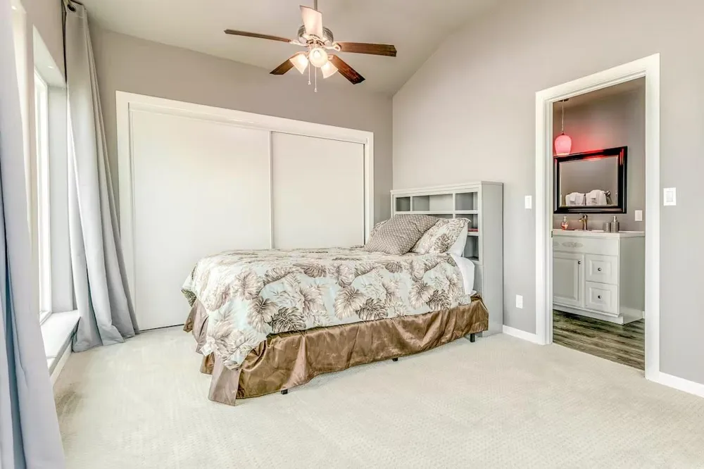 2386 Hwy 87 Gilchrist, TX 77617