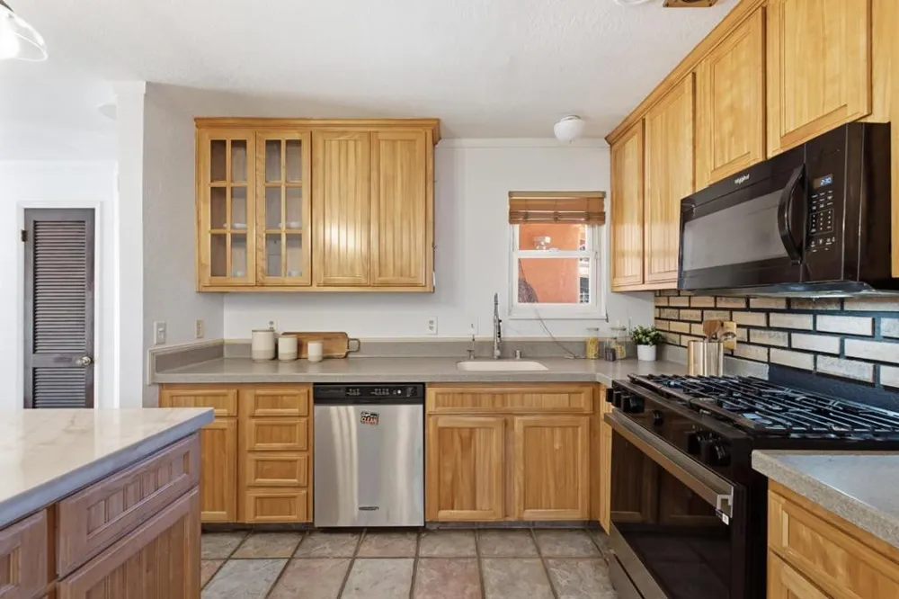 501 7th Street San Juan Bautista, CA 95045