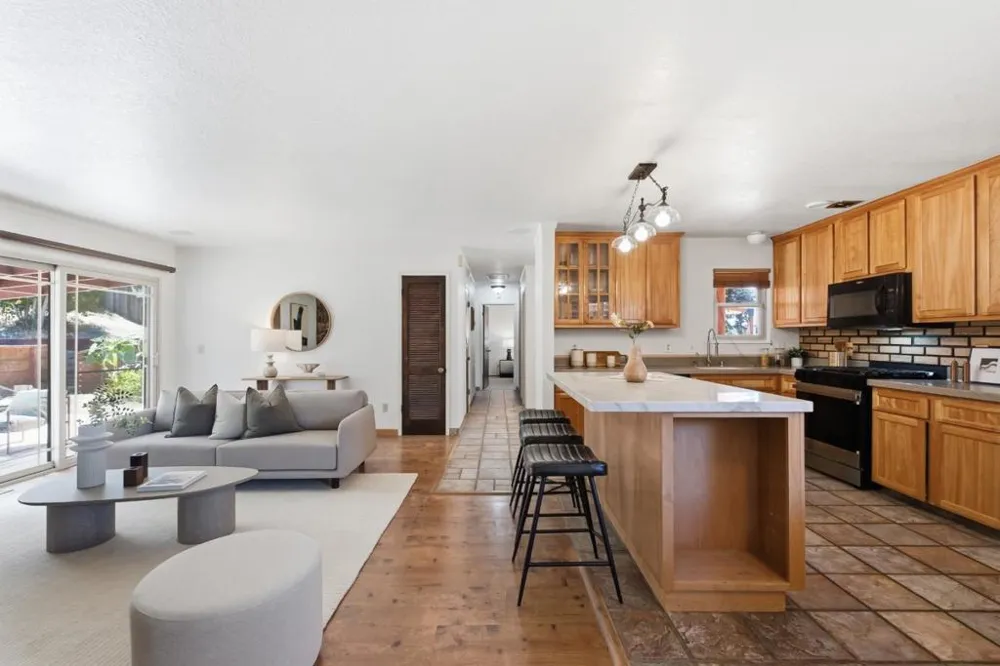 501 7th Street San Juan Bautista, CA 95045