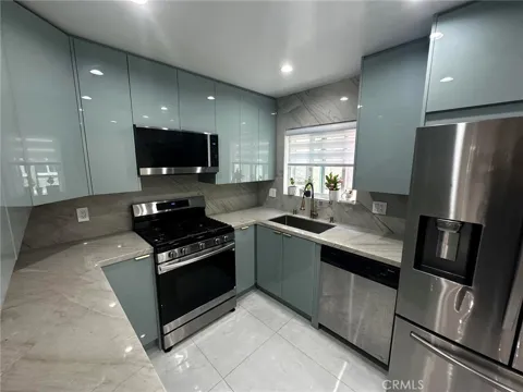 7432 Hazeltine #7