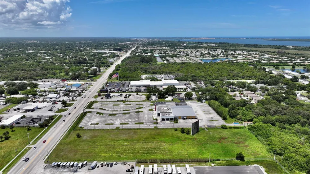 3450 S US Highway 1 Fort Pierce, FL 34982