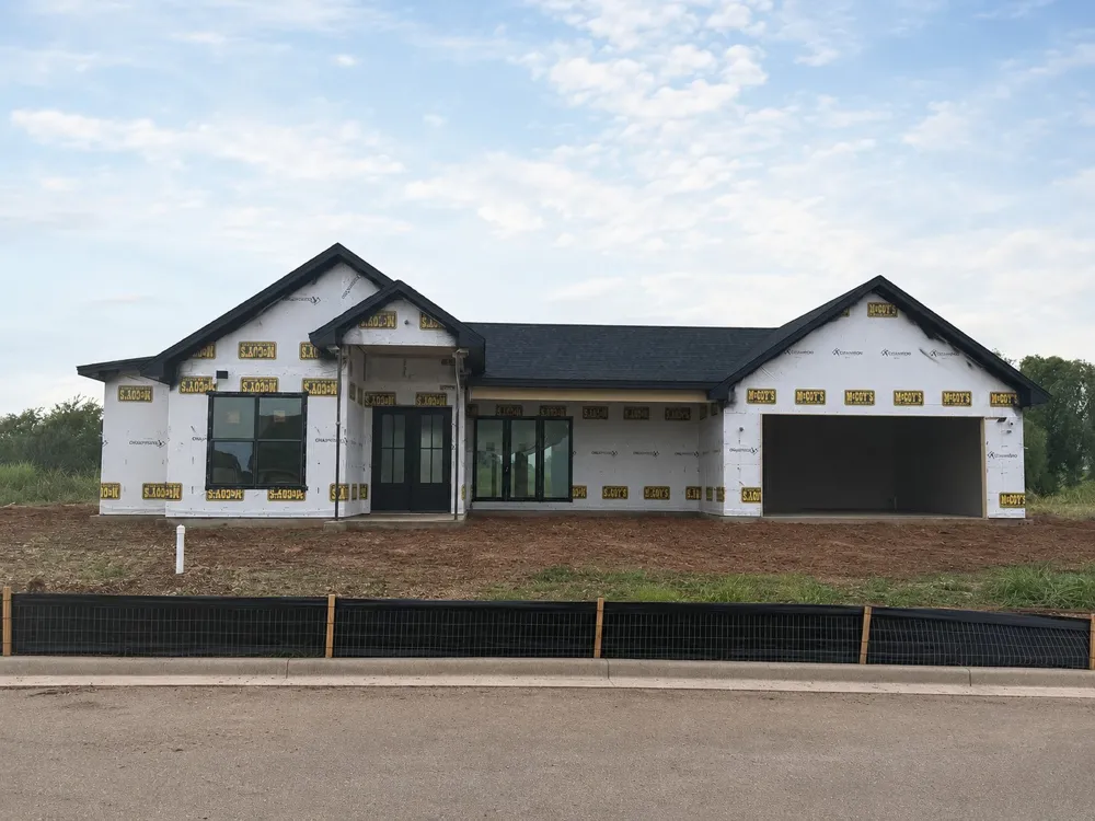 1125 Dillinger Road Hewitt, TX 76643