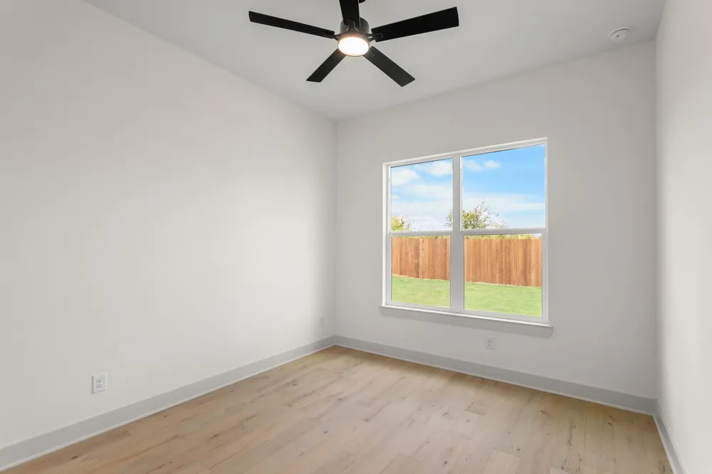 1125 Dillinger Road Hewitt, TX 76643