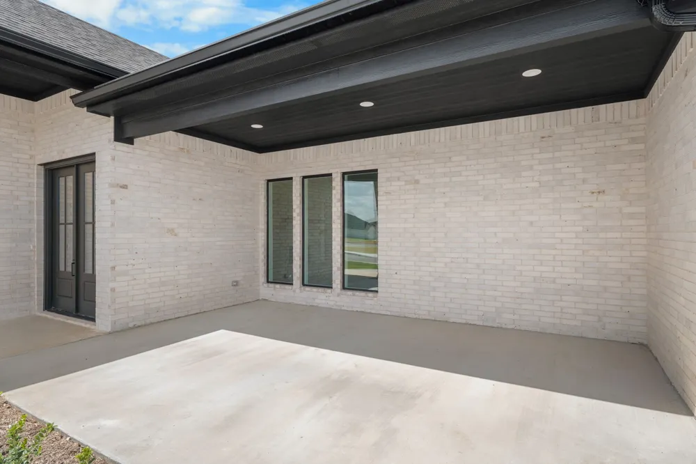 1125 Dillinger Road Hewitt, TX 76643