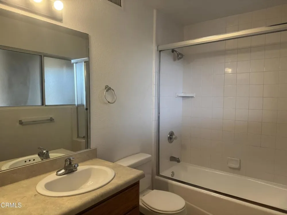 3115 Banning Avenue #B Lynwood, CA 90262